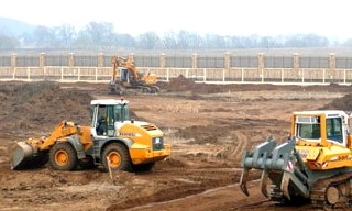 Планировка участка бульдозером в Азове от 918 руб. Цены за м2 - 2Землекопа-Азв