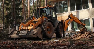 Расчистка участка Азов, цена от 5097 руб.