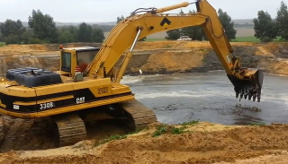 Рытье водоемов в Азове - цена от 918 руб. | 2Землекопа-Азв
